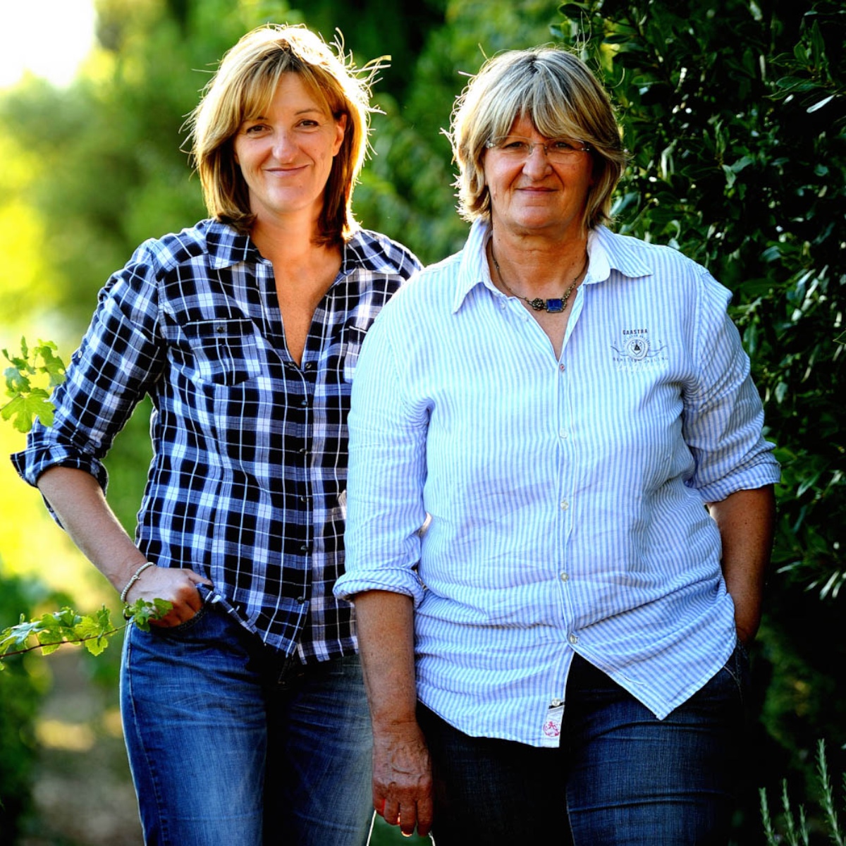 Domaine De Marcoux Sophie Et Catherine Armenier Des Hommes Des